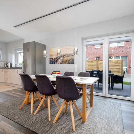 Kompass * Timmendorfer Strand